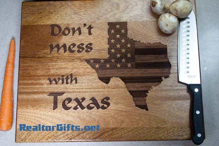 Don't Mess with Texas Cutting Board Texas1